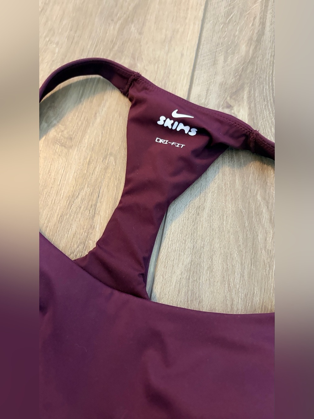 Skims x Nike Racerback - Picture 2 of 5